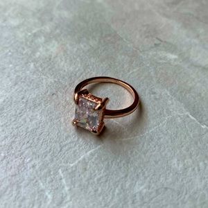 SAPPHIRE EMERALD CUT RING